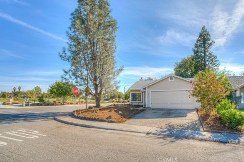 2 Whitewood Way, Chico, CA 95973-1078