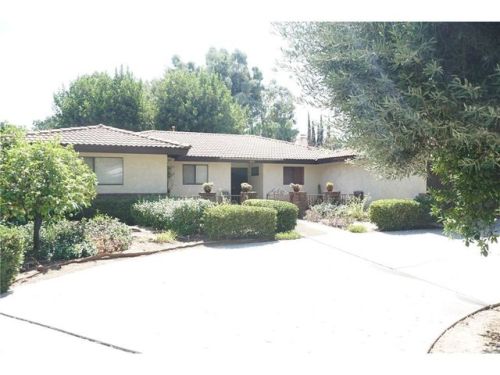 630 San Mateo St, Redlands, CA 92373-5711