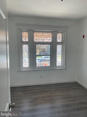 1609 Harrison St, Philadelphia, PA 19124-2721