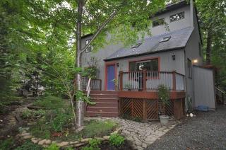 7 Ashlawn Blvd, Bybee, VA 22963-3329