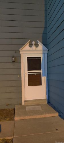 2123 Coronado Pkwy, Denver, CO 80229-8065