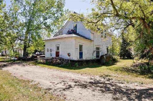 109 3rd Ave, Deering, ND 58731-4010