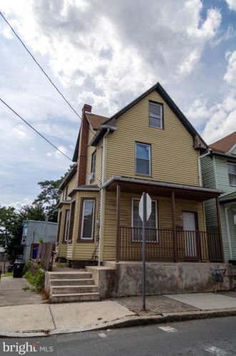 161 Summit St, Harrisburg, PA 17103-1342