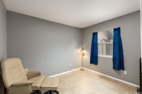 8205 Tamarind Ln, Riverside CA  92509-5179 exterior