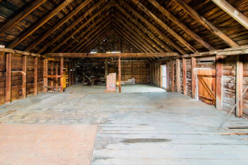 918 Empire Rd, Poland ME  04274-5606 exterior