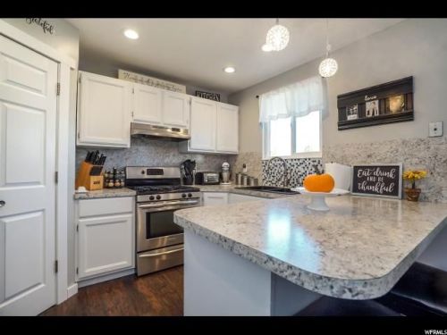 4432 2850, Roy, UT 84067-8940