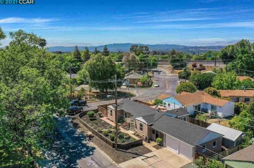 2704 Birch Ave, Concord CA  94520-1716 exterior