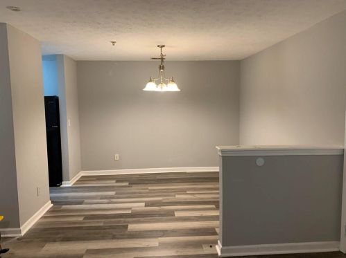 5204 Fairington Ridge Cir, Lithonia, GA 30038-1998