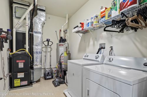 631 Ml Pond Way, Tinton Falls NJ 07724-2478 exterior