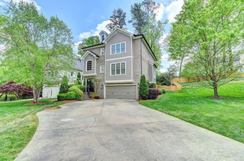 1603 Grant Dr, Atlanta GA  30319-3589 exterior
