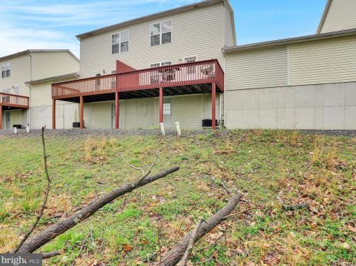 1005 Schuylkill Manor Rd, Primrose PA  17901-3862 exterior