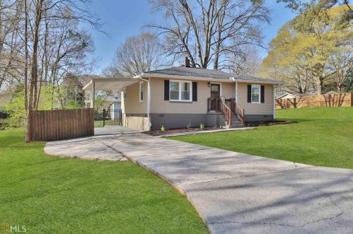 976 Pinehurst Dr, Smyrna GA  30080-4225 exterior