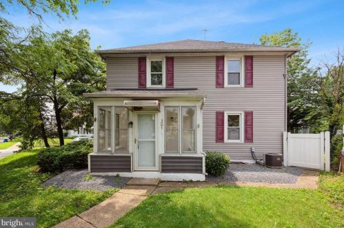 301 Chestnut St, Gloucester, NJ 08030-2506
