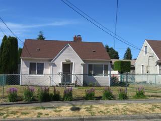 1425 57th St, Tacoma WA  98408-2313 exterior