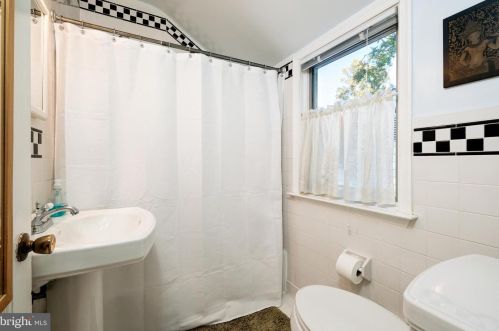 1313 Elson Ct, Silver Spring MD 20912-7027 exterior