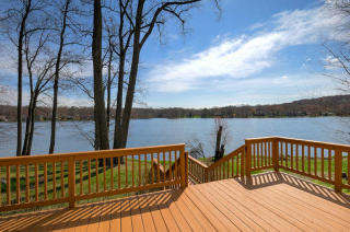 30 Fayson Lake Rd, Kinnelon, NJ 07405-3137