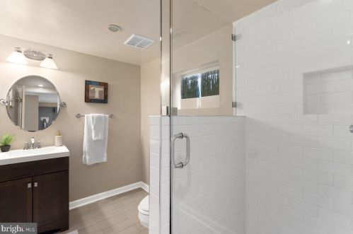 1023 Carson St, Silver Spring MD 20901-1814 exterior