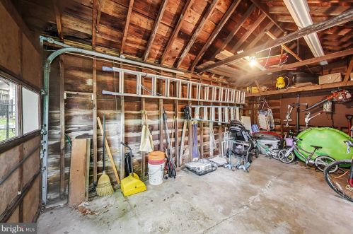 610 Ellsworth Dr, Silver Spring MD 20910-4301 exterior