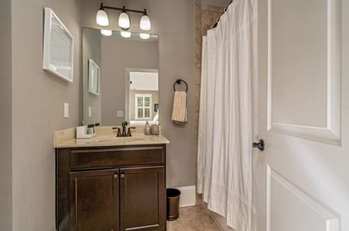 2142 Havenwood Trl, Atlanta GA  30319-4018 exterior