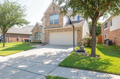 8644 Prairie Dawn Dr, Fort Worth, TX 76131-3360