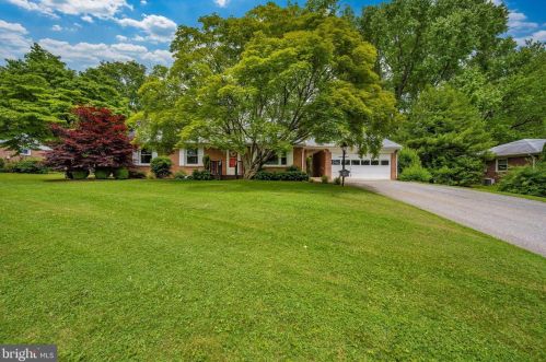 5 Locust Blvd, Middletown, MD 21769-7935