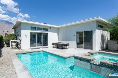 768 California Ave, Palm Springs, CA 92264-1005