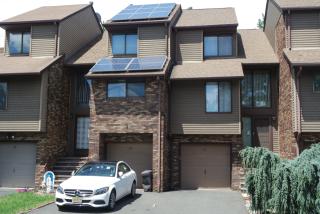 27 Ross Rd, Wallington, NJ 07057-1648