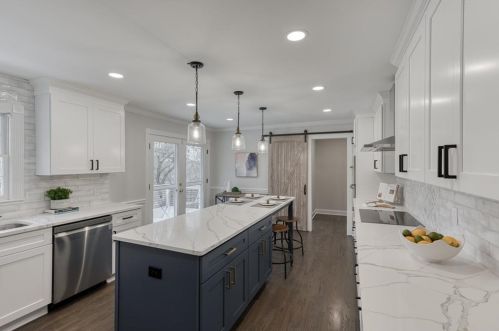 170 Huntcliff Pt, Atlanta GA  30350-1601 exterior