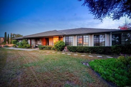 1120 La Sombra Dr, San Marcos, CA 92078-1362