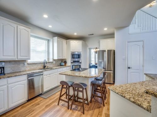 2507 Gln Morris Rd, Carrollton TX 75007-1916 exterior