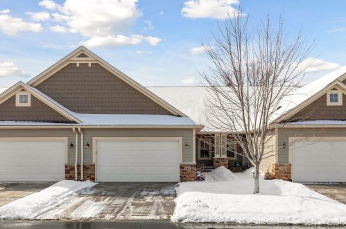 1060 Provence Ln, Minnetrista, MN 55387