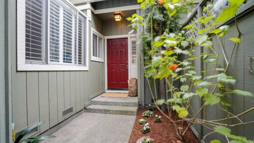 58 Dowitcher Way, San Rafael, CA 94901-8405