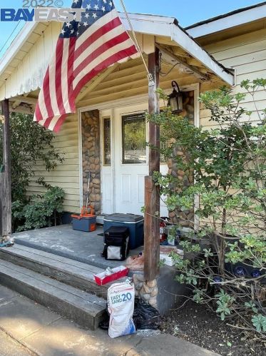 1230 Berg Rd, Tracy, CA 95377-7242