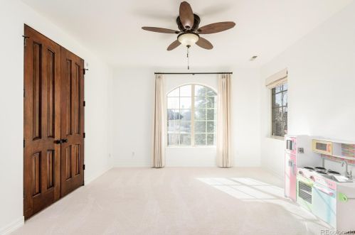 225 Elm St, Denver CO  80246-1132 exterior