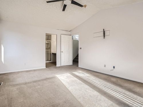 5224 Dearborn St, Denver CO 80011-6922 exterior