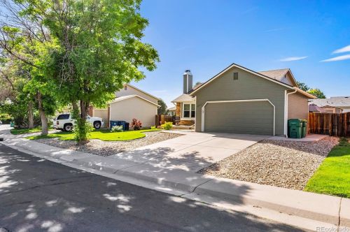 4065 Fundy Way, Aurora CO 80013-4532 exterior