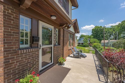 3420 Club Crest Ave, Cincinnati, OH 45209-1811