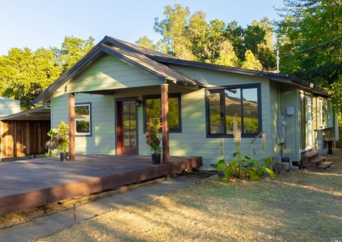 12575 Los Amigos Rd, Healdsburg, CA 95448-9200