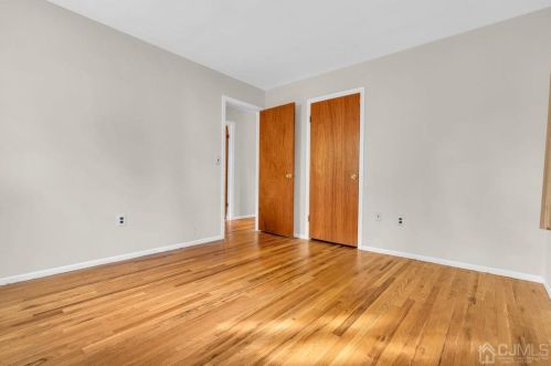 41 Meredith Rd, Piscataway NJ  08854-5419 exterior