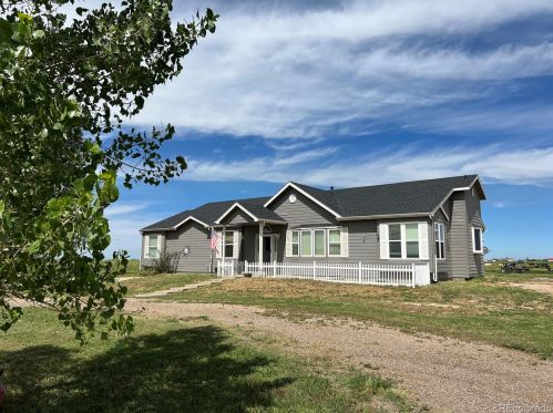 2800 Rio Osa St, Byers, CO 80103-8543