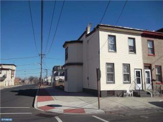 301 Vine St, Camden, NJ 08102-2059