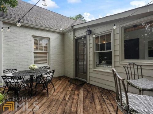 2859 Elliott Cir, Atlanta GA  30305-2726 exterior