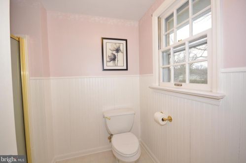 1949 Rachael Dr, Lancaster PA  17601-3627 exterior