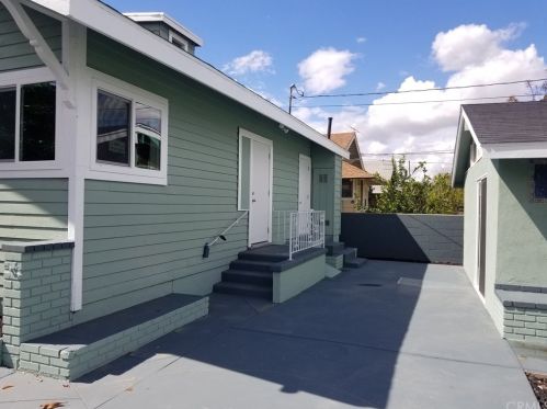 2707 Cridge St, Riverside CA  92507-5607 exterior