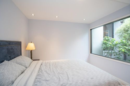 4463 Aukai Ave, Honolulu HI  96816-5209 exterior