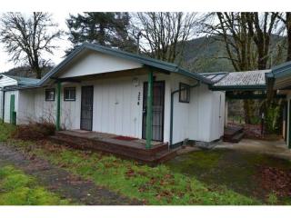 324 Long Prairie Ln, Greenacres, OR 97473-9716