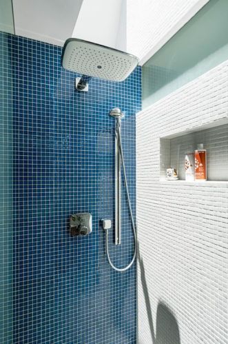 1101 Cyn Edge Dr, Austin TX  78733-2005 exterior