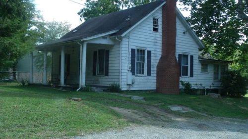 19518 Midland Trl, Ansted WV  25812-8553 exterior