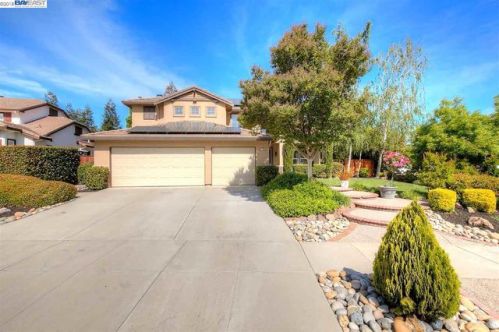 1796 Cheryl Dr, Livermore, CA 94550-0819