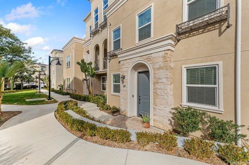 531 Winchester Dr, Oxnard, CA 93036